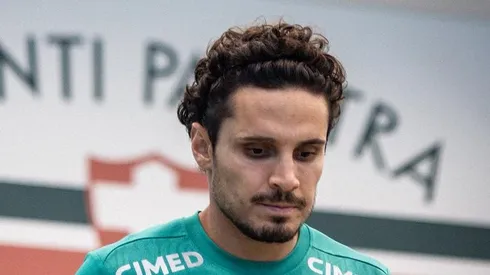 Veiga durante treino na Academia de Futebol