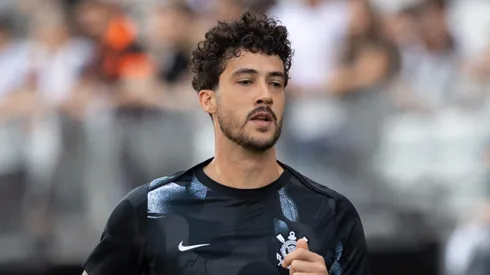 GUSTAVO HENRIQUE jogador do Corinthians durante partida contra o Botafogo no estadio Arena Corinthians pelo campeonato Brasileiro A 2025.