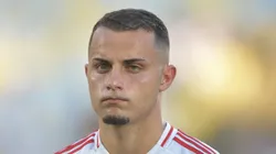 Bruno Gomes durante partida em 2025