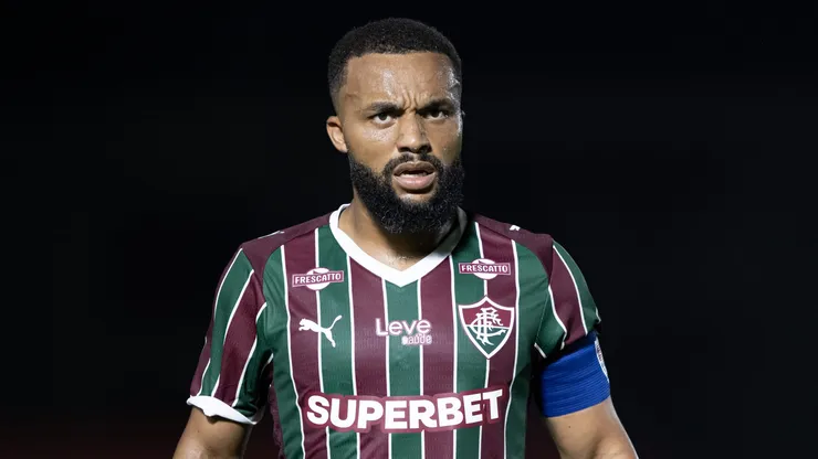 Samuel Xavier saiu em defesa do elenco Tricolor - Foto: Jorge Rodrigues/AGIF