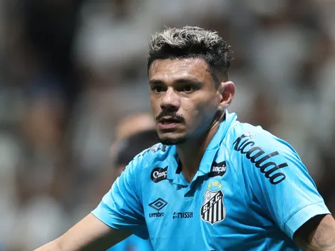 Tiquinho Soares negocia saída amigável do Santos