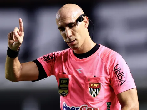 Árbitro é afastado após polêmicas em Santos x Corinthians no Paulistão