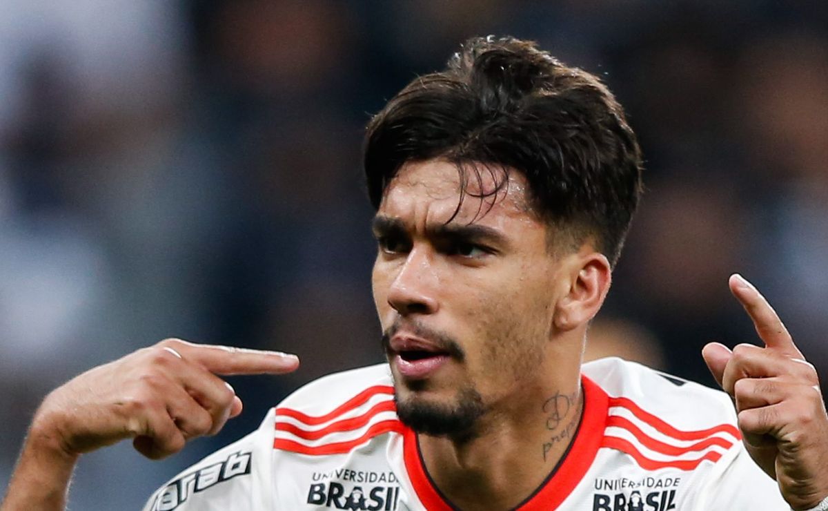 Flamengo não teve proposta recusada por Lucas Paquetá e está confiante na contratação do meia