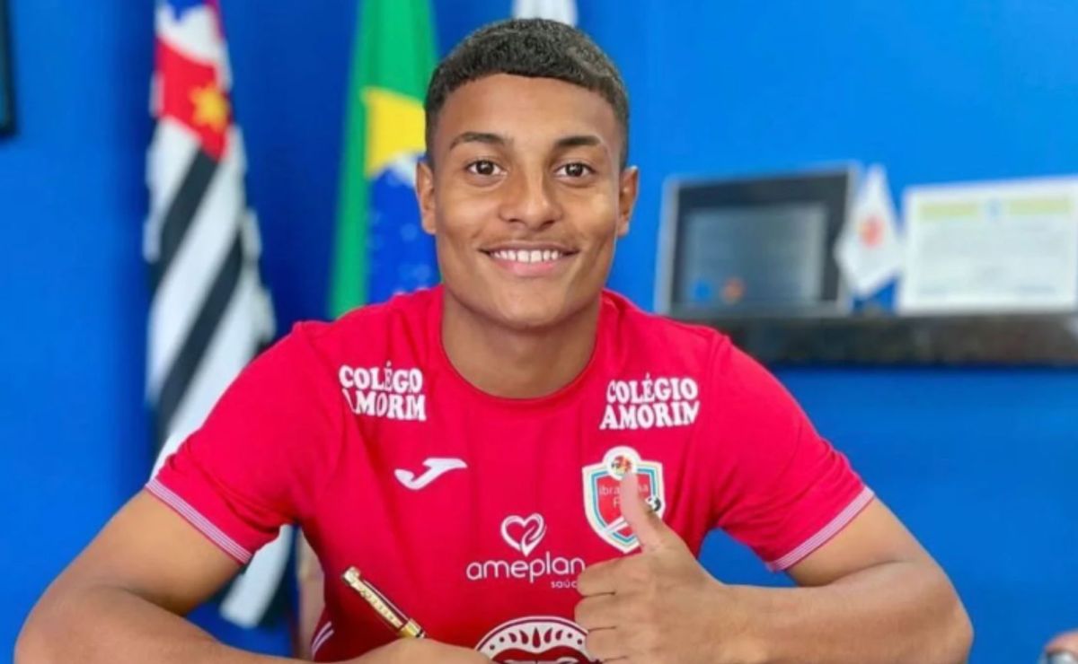 Corinthians tenta atravessar acordo do São Paulo por destaque da Copinha