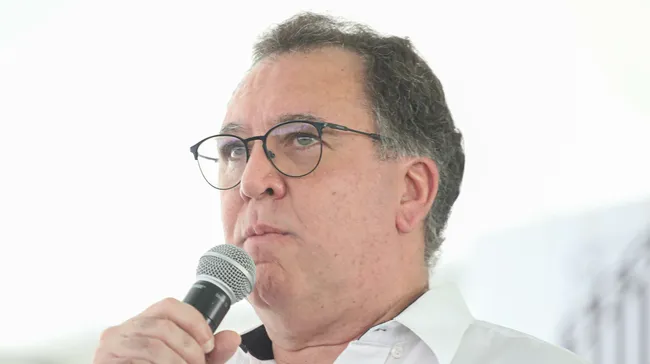 Foto: Reinaldo Campos/AGIF – Marcelo Teixeira tentou contratar o volante do Inter.