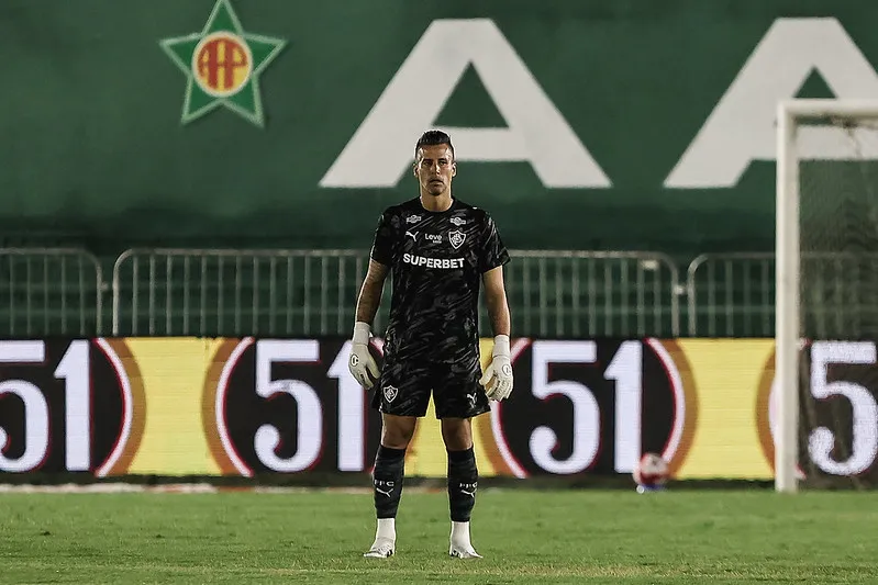 Fábio durante partida pelo Fluminense. Foto: Lucas Merçon/Fluminense FC
