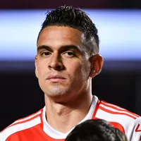 Cruz Azul-MEX avança e mira Borré, mas Internacional faz jogo duro