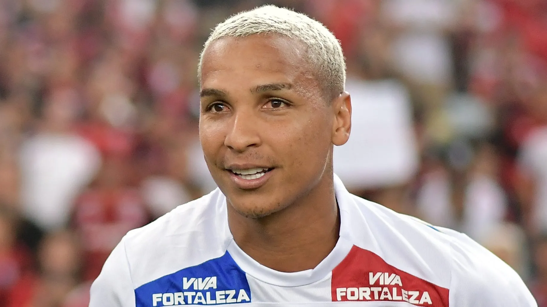 Deyverson em campo pelo Fortaleza. Foto: Thiago Ribeiro/AGIF