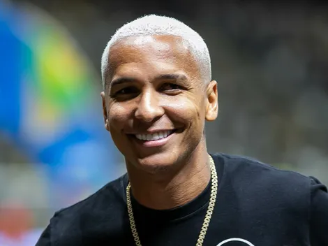 Vasco contata Deyverson, que pode chegar de graça