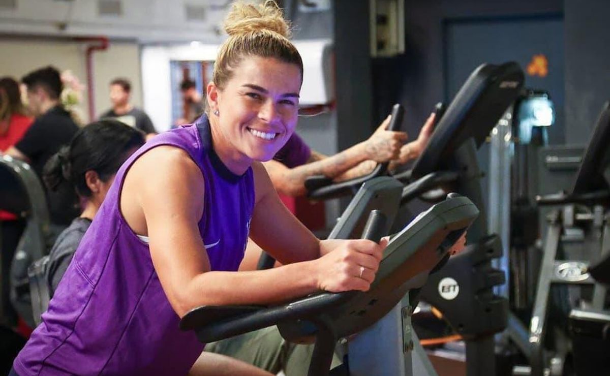 Tamires projeta Mundial Feminino e convoca Fiel para apoiar o Corinthians em Londres