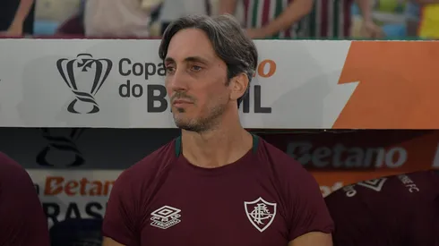 RJ – RIO DE JANEIRO – 14/12/2025 – COPA DO BRASIL 2025, FLUMINENSE X VASCO – Luis Zubeldia tecnico do Fluminense durante partida contra o Vasco no estadio Maracana pelo campeonato Copa Do Brasil 2025. Foto: Thiago Ribeiro/AGIF