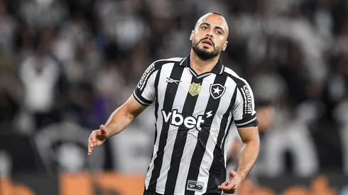 Arthur Cabral é a esperança do Botafogo contra o Bangu – Foto: Thiago Ribeiro/AGIF