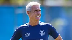 Luís Castro durante treino ao longo da semana