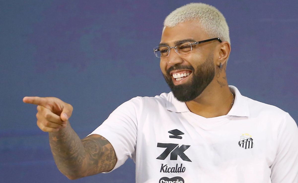 Gabigol encerra crise histórica da camisa 9 e muda cenário ofensivo do Santos