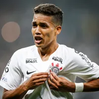 Cria do Corinthians, Pedrinho busca naturalização na Ucrânia