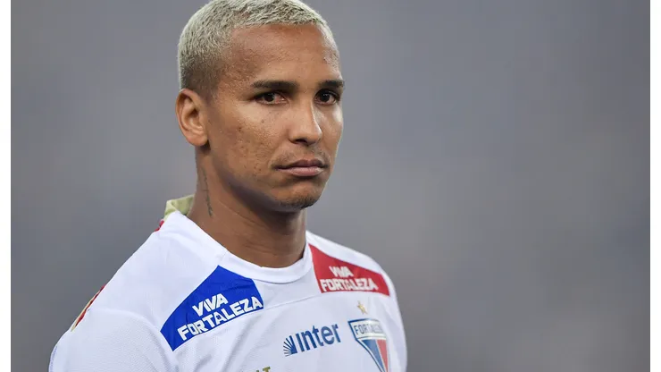 Deyverson é um dos alvos da LDU para 2026 - Foto: Thiago Ribeiro/AGIF