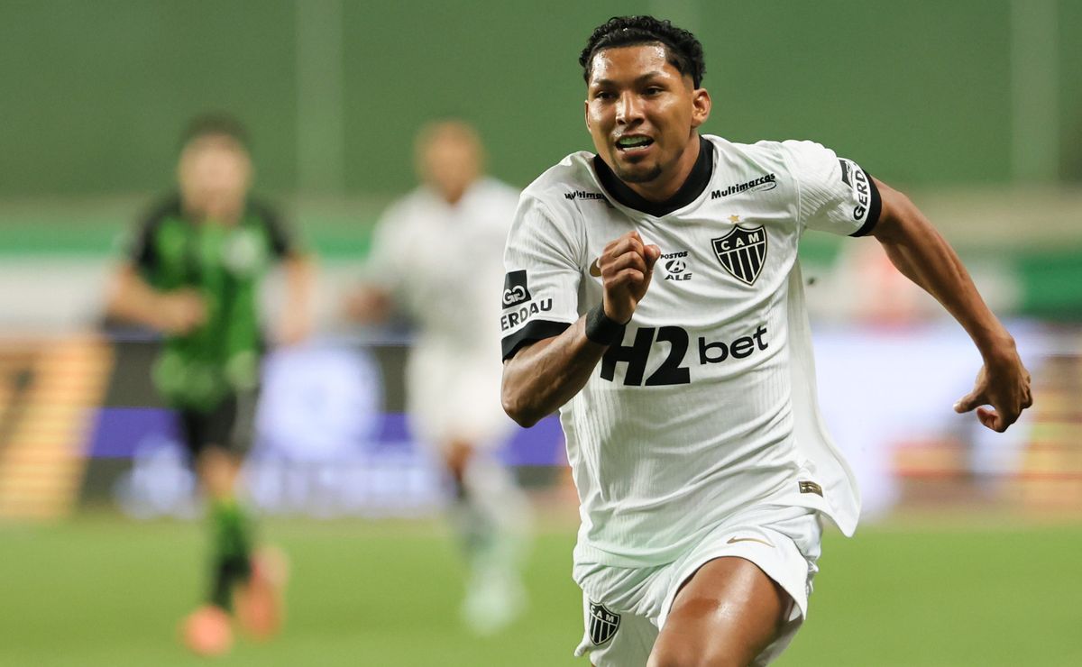 Rony esteve perto do Santos, mas negociação vira e atacante estuda acerto com o Corinthians