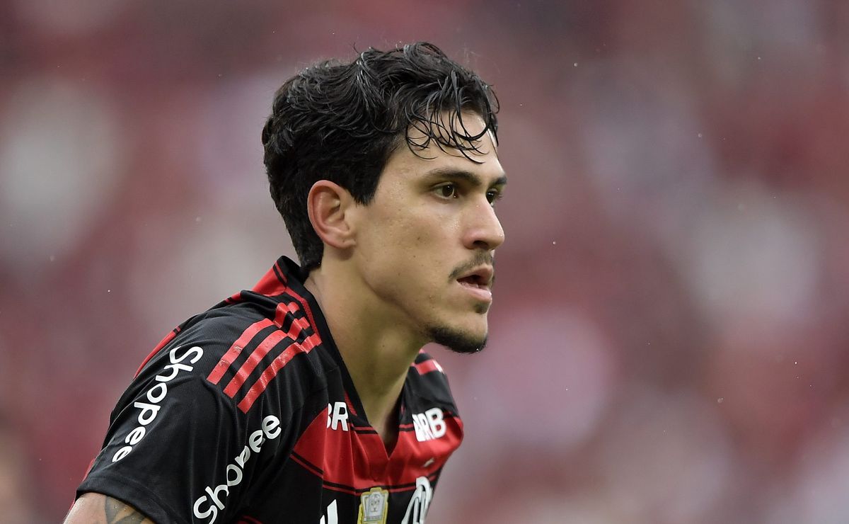 Novidade sobre Pedro no Fla x Flu é confirmada na véspera do clássico e camisa 9 será titular de Filipe Luís