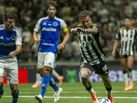 Bernard analisa favoritismo em Atlético-MG x Cruzeiro e ressalta equilíbrio