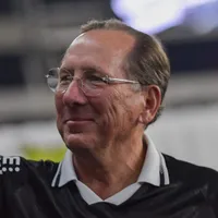 Torcida do Botafogo pede transparência para Textor