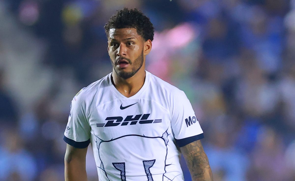 Acordo por José Caicedo esfria no Santos após alta pedida do Pumas para negociar o volante