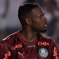 Torcida do Palmeiras critica Carlos Miguel por gol sofrido