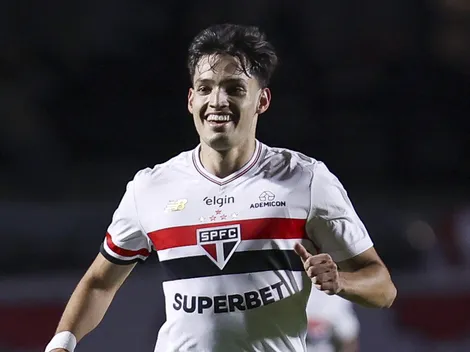 Palmeiras reage e vence clássico