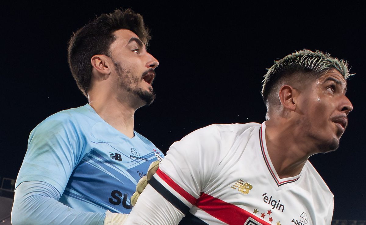 Rafael e Alan Franco falham, São Paulo perde para o Palmeiras e se complica no Paulistão