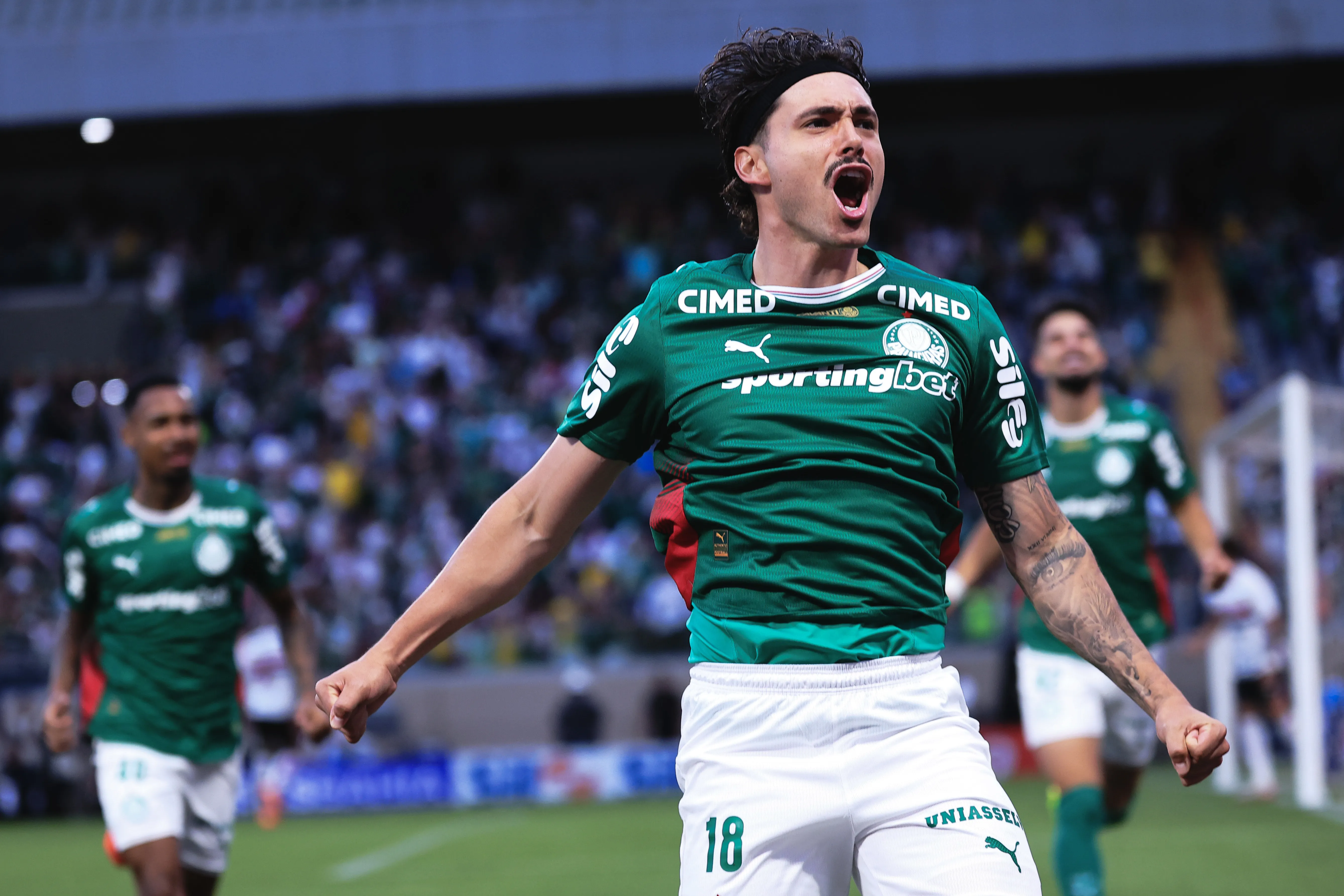 SP – BARUERI – 24/01/2026 – PAULISTA 2026, PALMEIRAS X SAO PAULO – Mauricio jogador do Palmeiras comemora seu gol durante partida contra o Sao Paulo no estadio Arena Barueri pelo campeonato Paulista 2026. Foto: Ettore Chiereguini/AGIF
