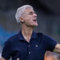 Luis Castro exalta pré-temporada do elenco