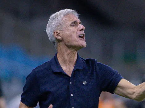 Luis Castro exalta pré-temporada do elenco