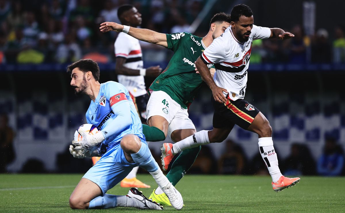 Rafael, do São Paulo, surpreende em análise sobre vitória do Palmeiras e contesta: “Não condiz”