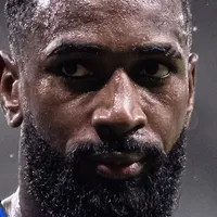 Histórico de Gerson contra o Galo é exposto após decisão de Tite