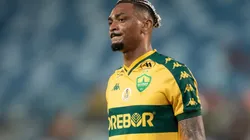 Derik Lacerda é um dos alvos do Internacional no mercado da bola - Foto: Gil Gomes/AGIF