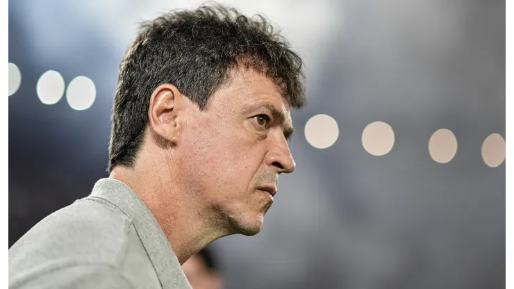 Fernando Diniz terá mais um desafio importante no estadual - Foto: Thiago Ribeiro/AGIF
