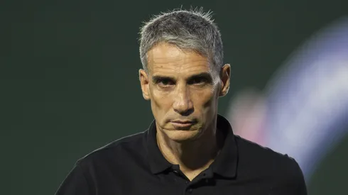 Treinador foi criticado durante a partida pelos torcedores