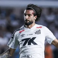 Lautaro Díaz vira vilão no empate do Santos