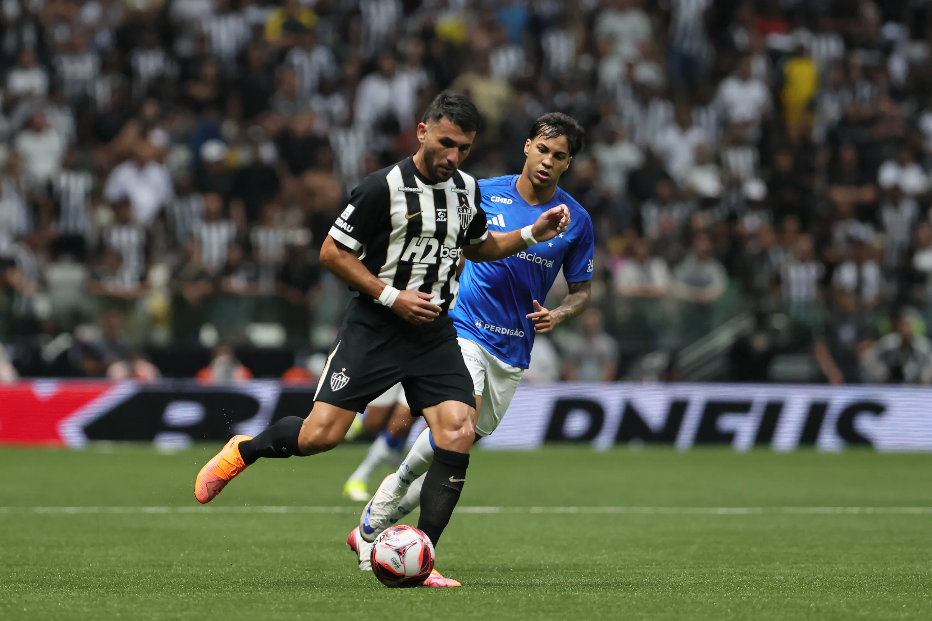 Atlético-MG x Cruzeiro. Foto: Gilson Lobo/AGIF