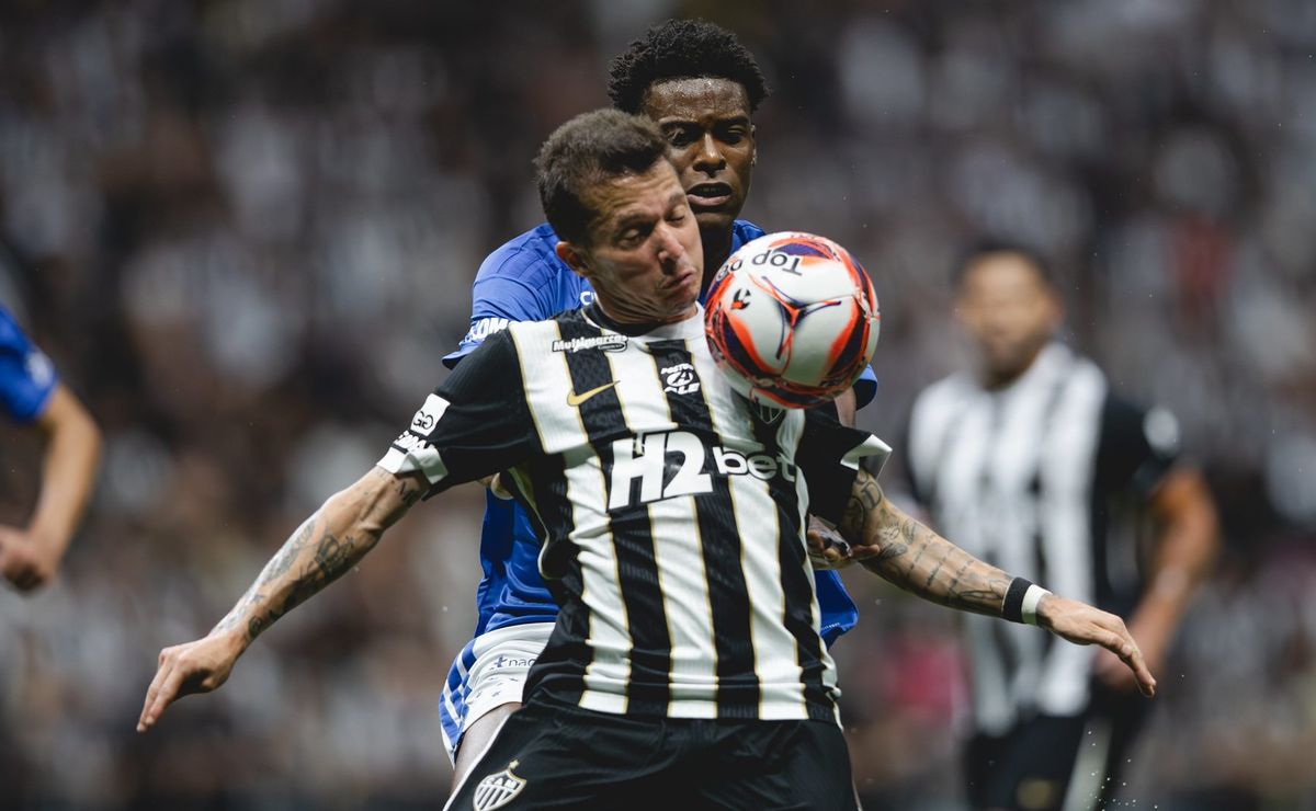 Atlético-MG cria mais e consegue vitória de virada contra o Cruzeiro