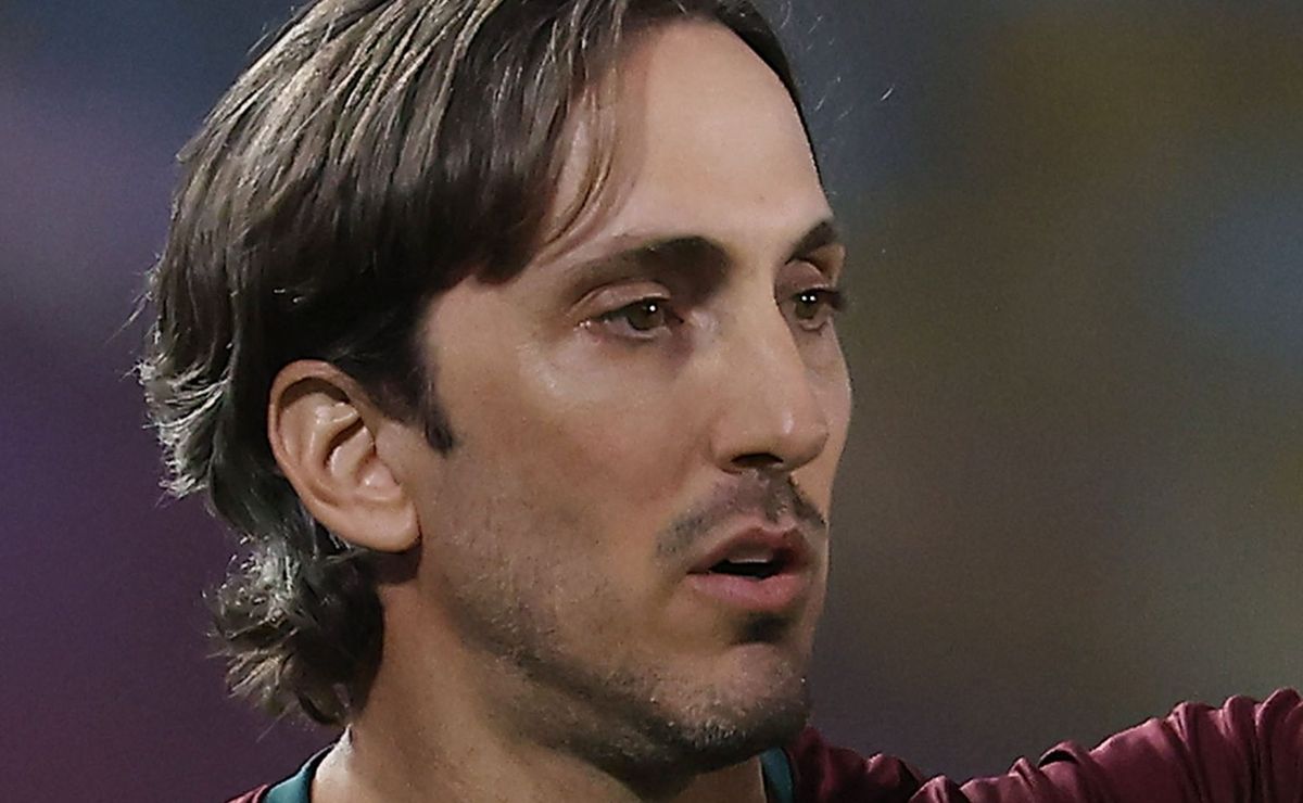 Zubeldía impõe plano, Fluminense cresce no segundo tempo e vence o Flamengo no Maracanã