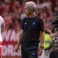 Grêmio de Luís castro sofre virada do Internacional