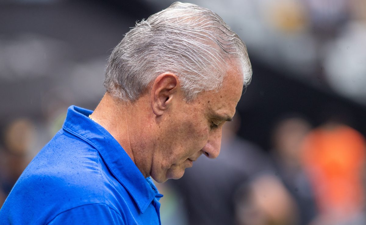 Tite lamenta derrota do Cruzeiro contra o Atlético-MG e cita ‘apagão’ do time após empate