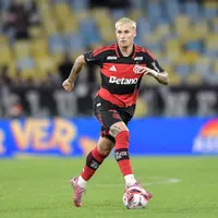 Varela irrita torcida do Flamengo