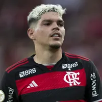 Filipe Luís garante retorno de Ayrton Lucas na próxima semana