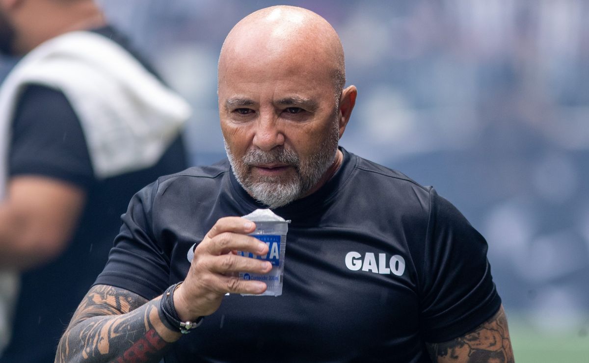 Sampaoli pede mais contundência no ataque e alerta sobre falha no gol do Cruzeiro: “gerou muita preocupação”