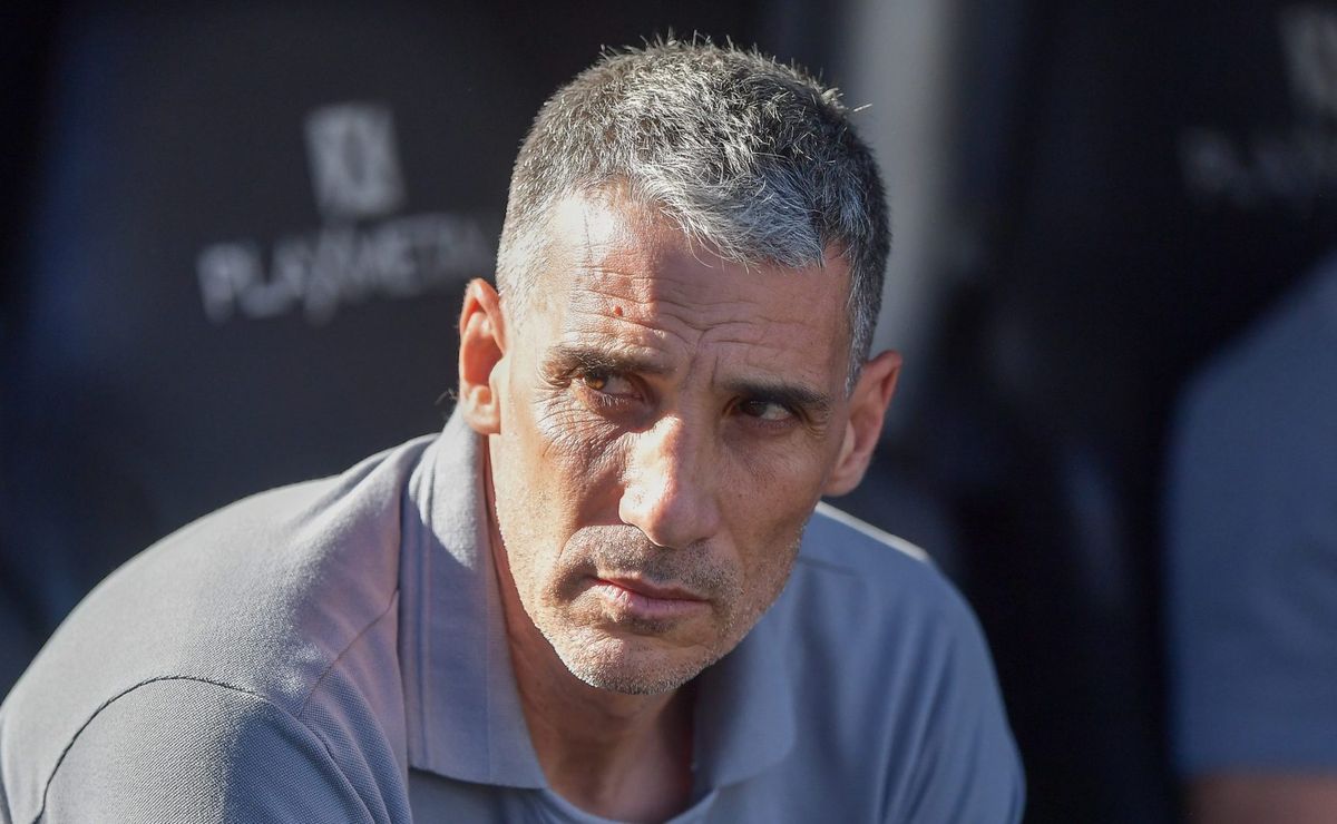 Santos tem novo desfalque e Vojvoda não poderá contar com João Basso contra o Athletico