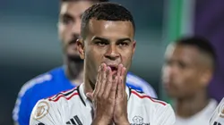 Alisson no São Paulo. Foto: Isabela Azine/AGIF