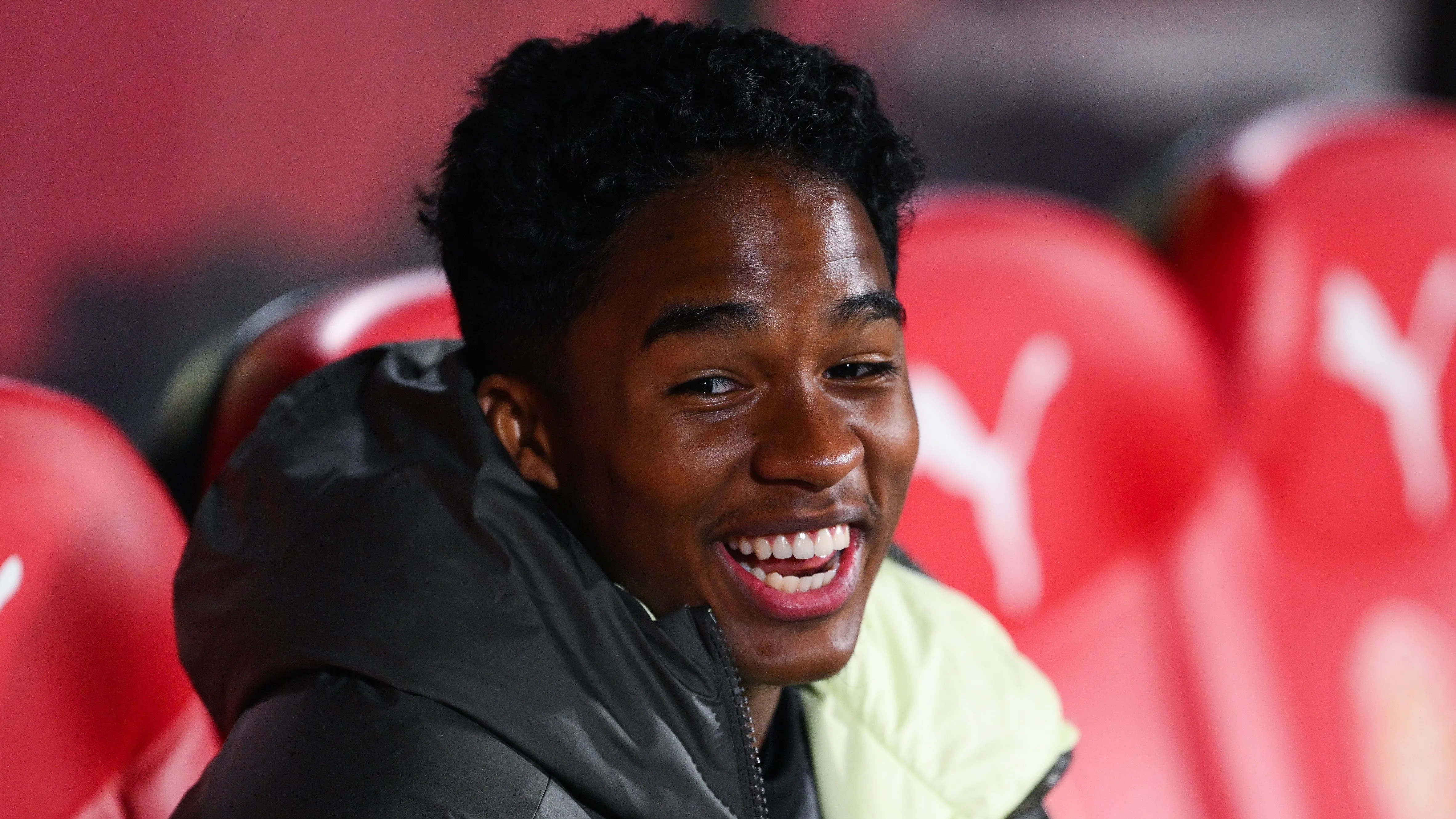 Girona FC e Real Madrid CF no Estádio Montilivi em 30 de novembro de 2025 em Girona, Espanha. Foto de David Ramos/Getty Images.