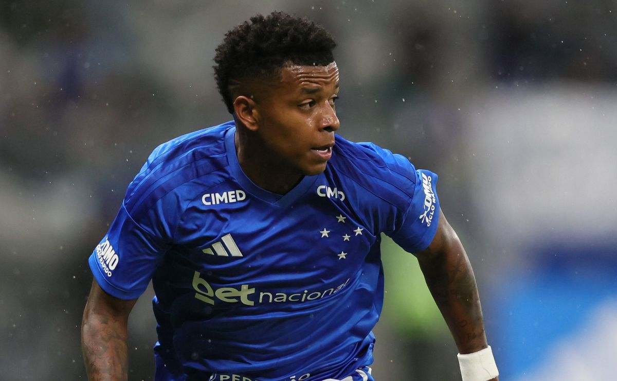 Arroyo tem proposta do Oriente Médio recusada pelo Cruzeiro e clube nem quis ouvir valores