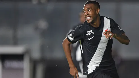 Rayan está de saída do Vasco – Foto: Thiago Ribeiro/AGIF